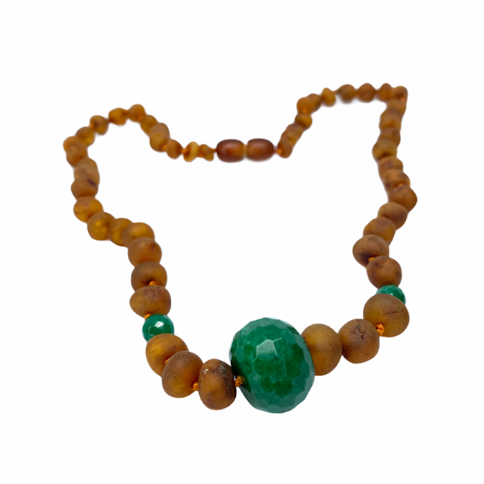 Colar Serendipity de Âmbar Báltico Cognac Não Polido Com Pedra Semi Preciosa Jade 45cm