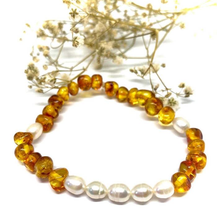 Pulseira de Âmbar Mel com Pérolas Adulto (elástico)