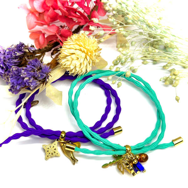 Pulseiras Karma com Amuletos de Proteção