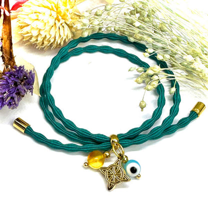 Pulseiras Karma com Amuletos de Proteção