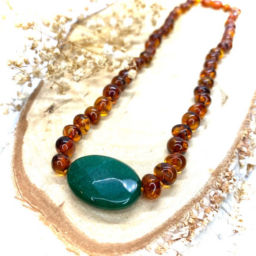 Colar Amuleto de Ambar Cognac e Jade 40cm