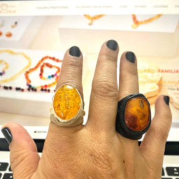 Anel Cabedal e Âmbar