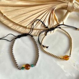 One – Pulseira Ajustável em Ambar e Aço